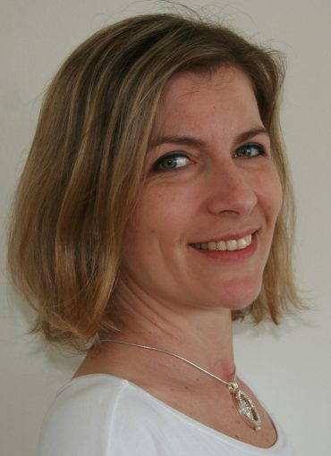 Juhász Laura